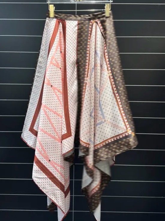 Dresses & Skirts - Silky Geometric Print skirt in Pink, Brown and Cream